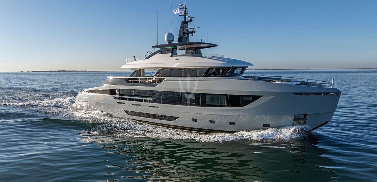 Lori Charter Yacht