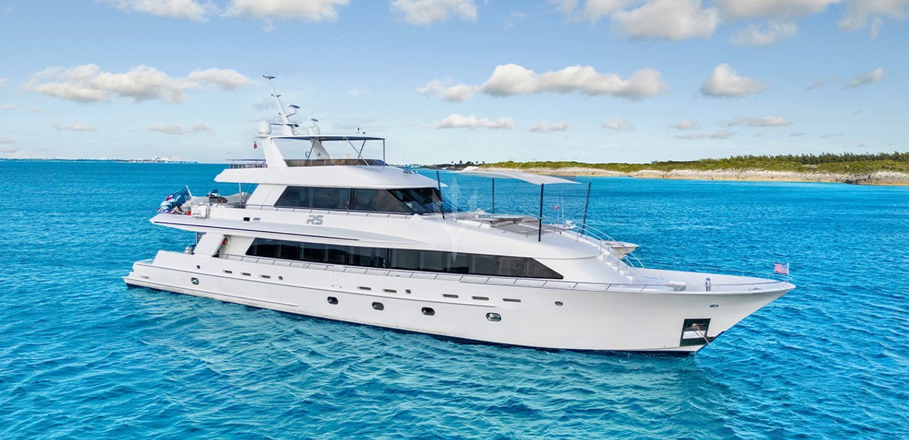 Real Summertime Charter Yacht