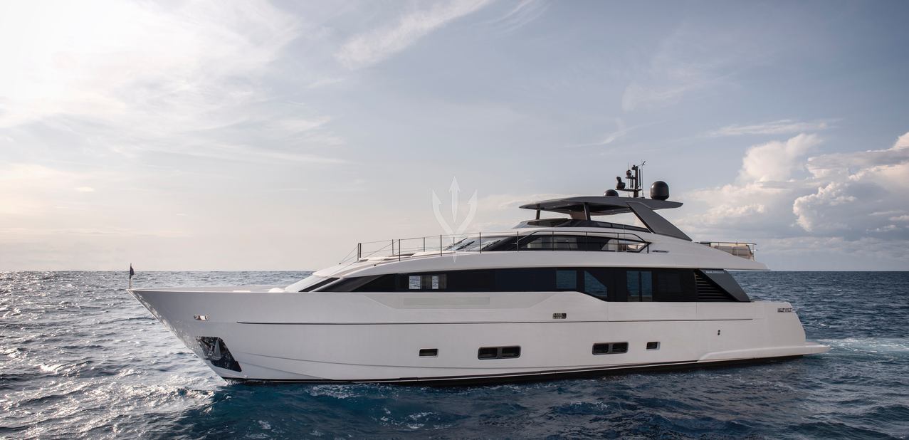 Viva Charter Yacht