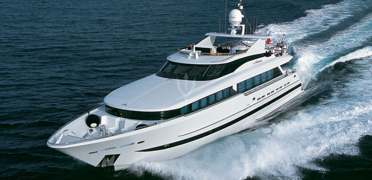 Verse Charter Yacht