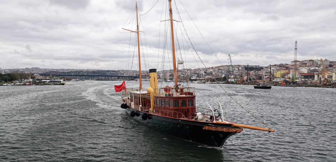 Cangarda Charter Yacht