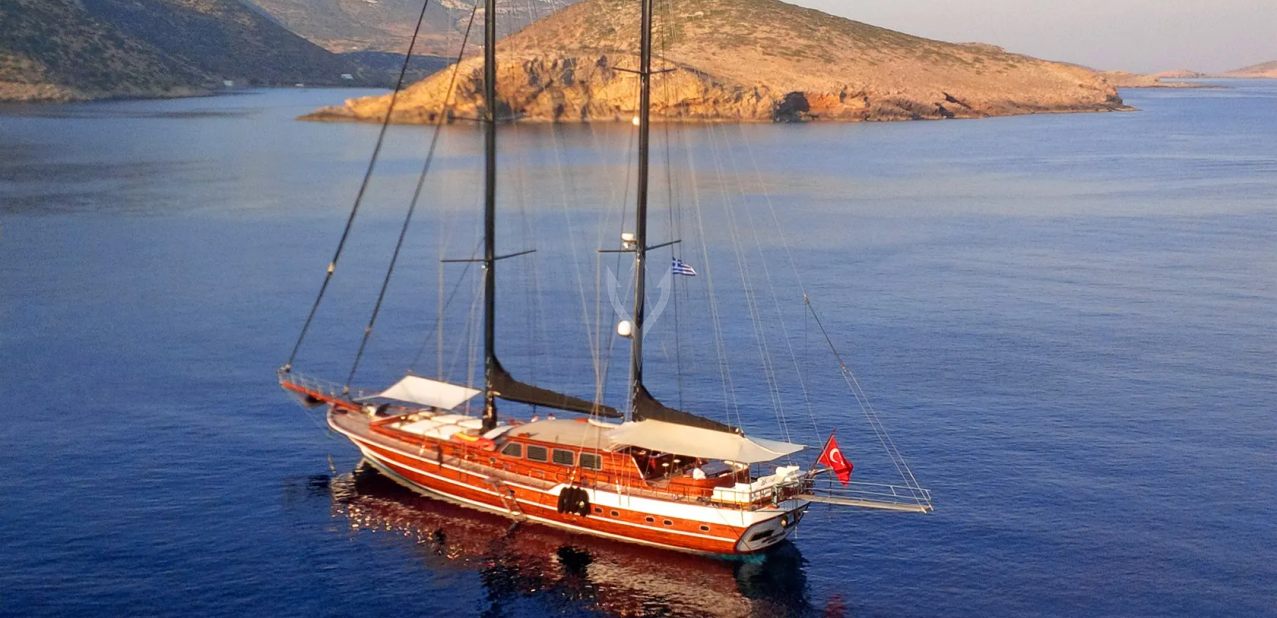Kaya Guneri Plus Charter Yacht