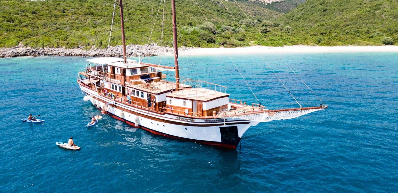 Aegeotissa II Charter Yacht