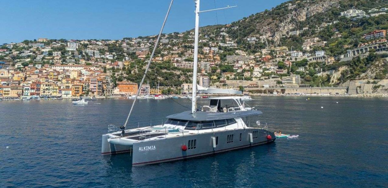 Alkimia Charter Yacht