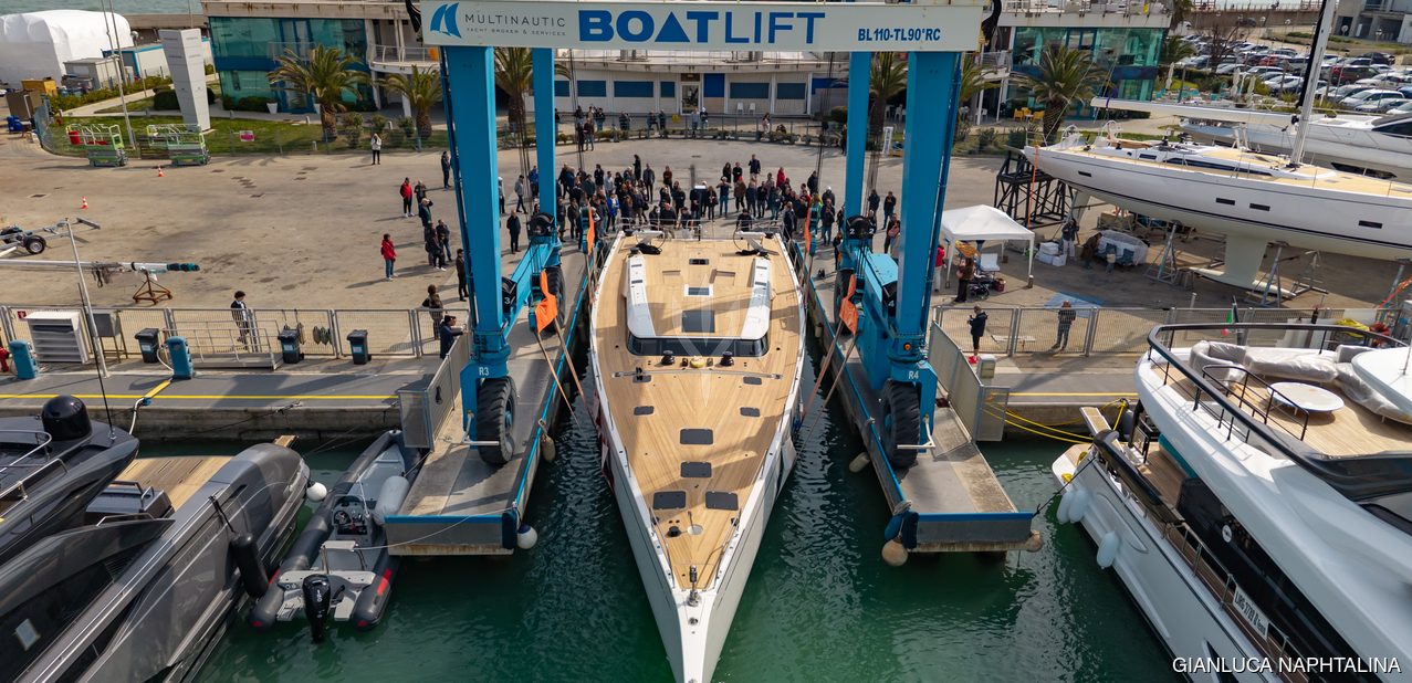 Bianca II Charter Yacht