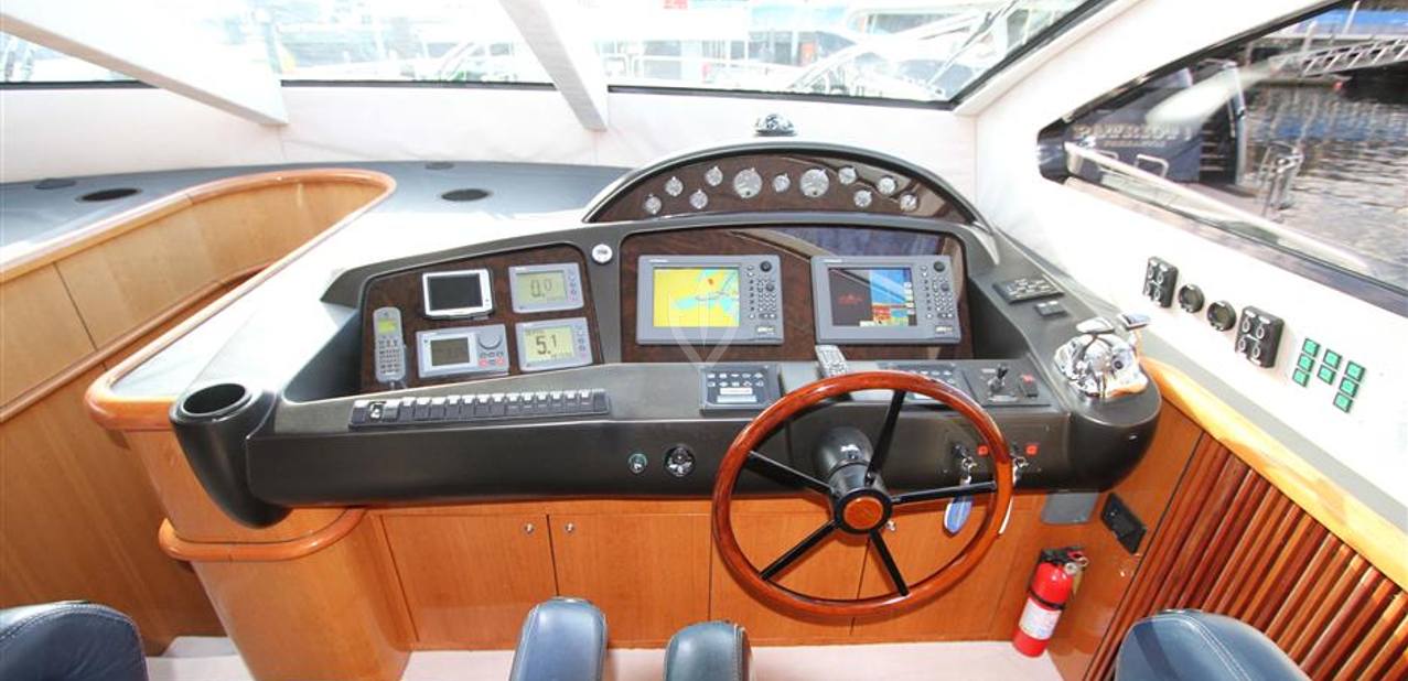 Oneworld Charter Yacht