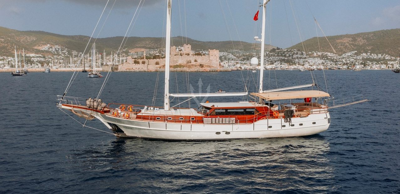 Mein Schatz Charter Yacht