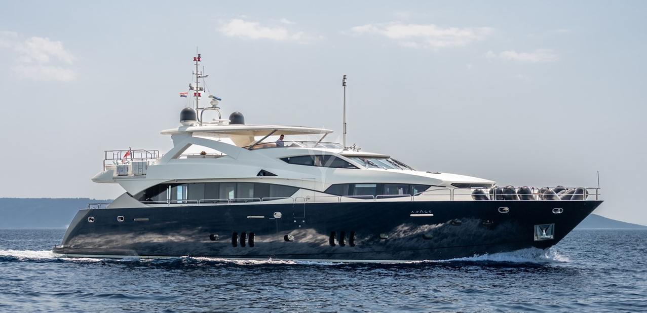 Arago Charter Yacht