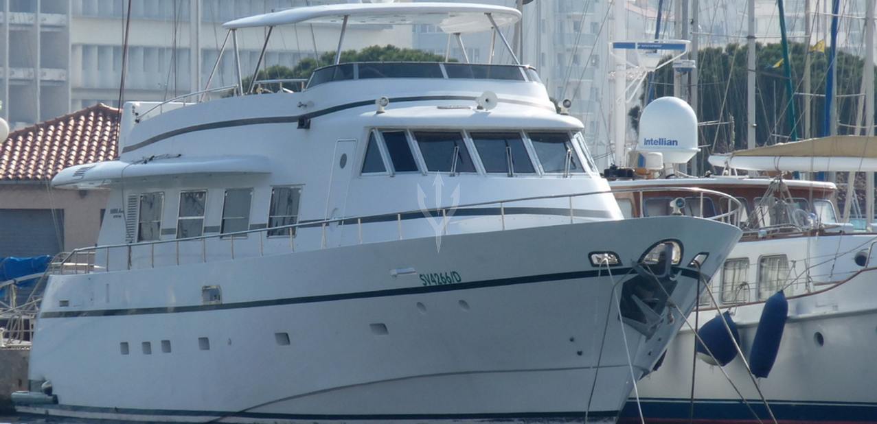 Vita Charter Yacht