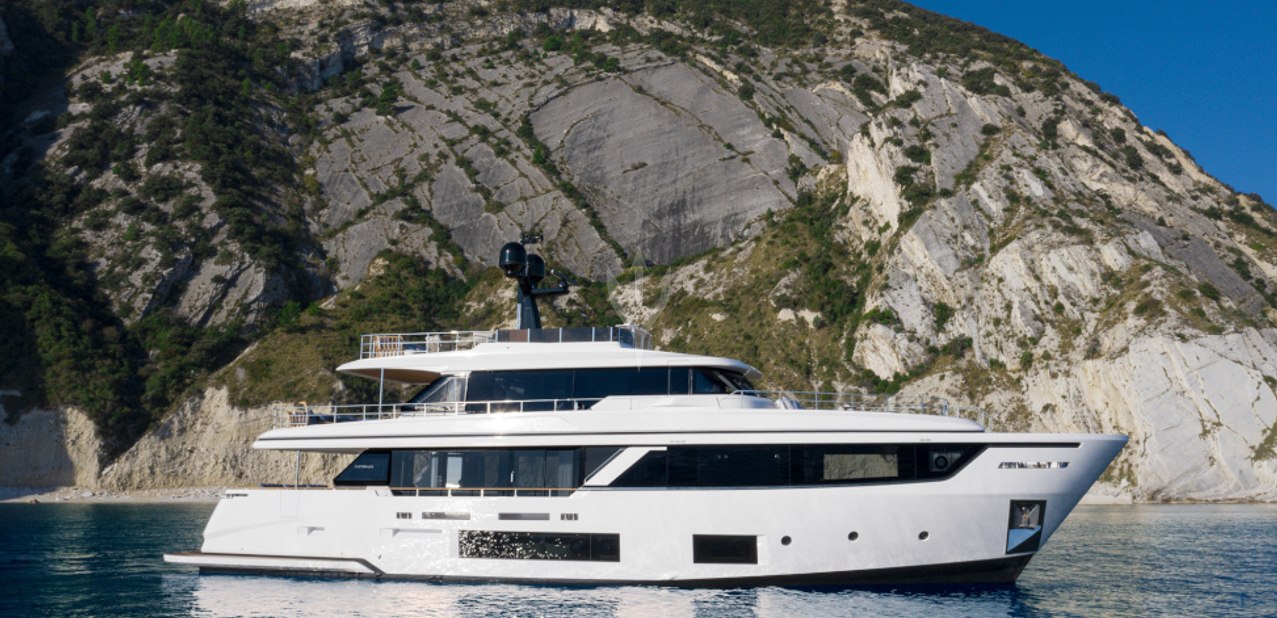 Lavan Charter Yacht