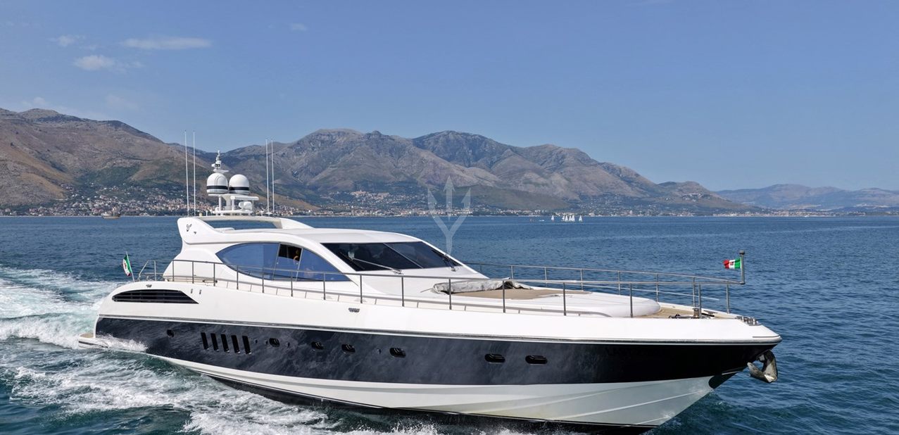 @Last Charter Yacht