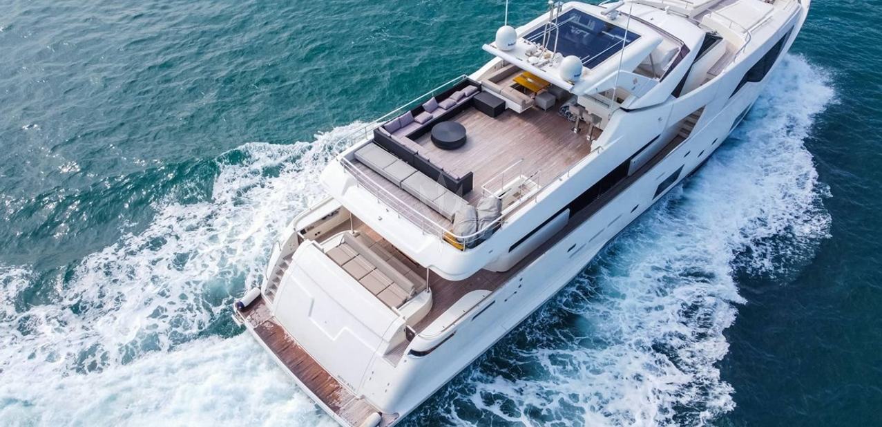 JL108 Charter Yacht
