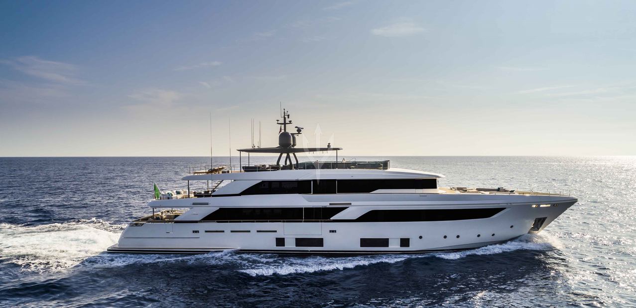 Lady M Charter Yacht