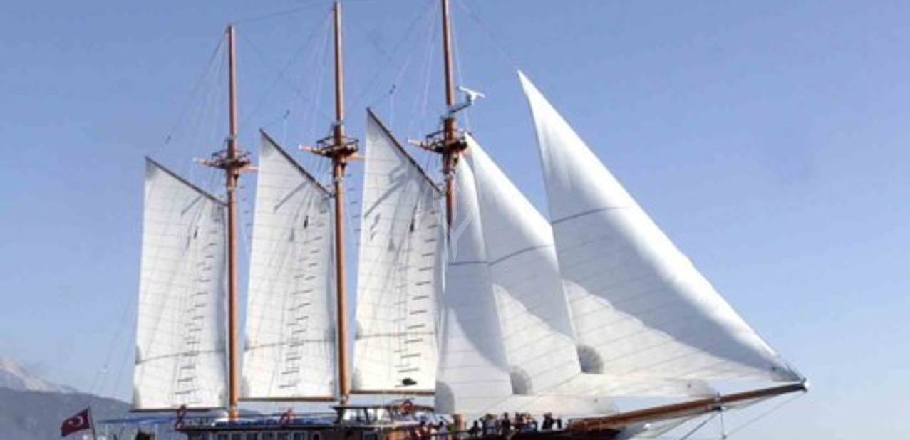 Bahriyeli C Charter Yacht