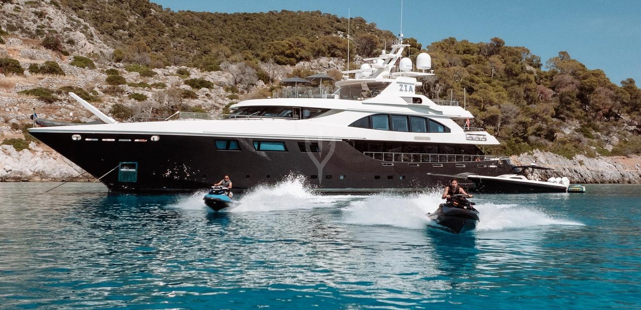 Zia Charter Yacht
