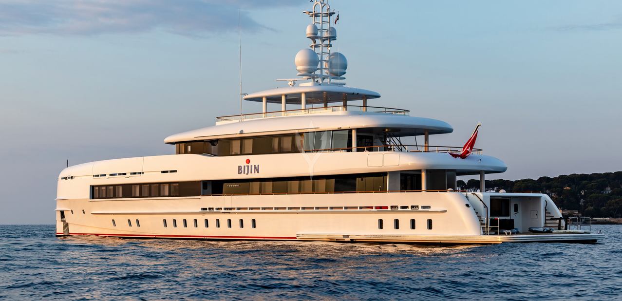 Bijin Charter Yacht