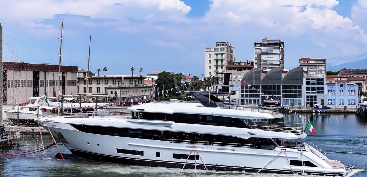 Lumina Charter Yacht