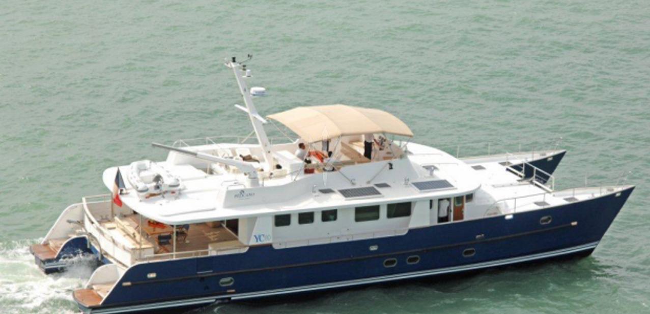 Pelicano Charter Yacht