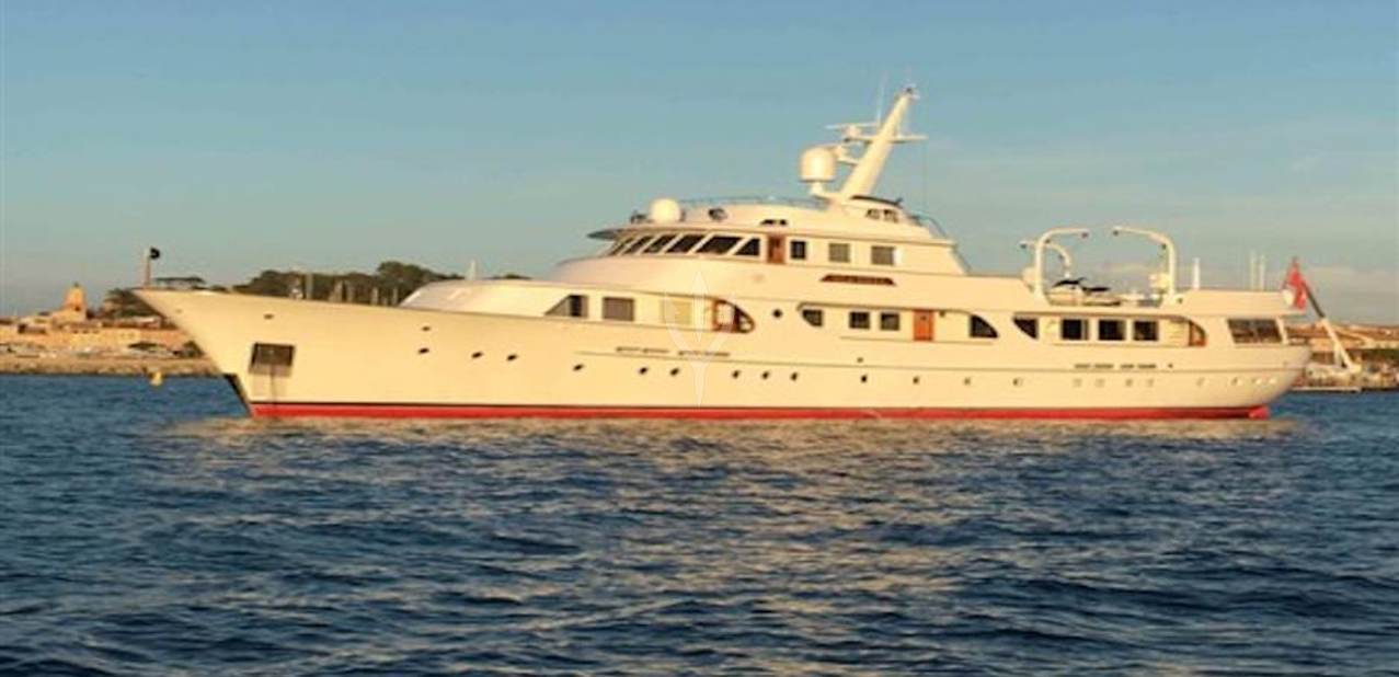 Seagull of Cayman Charter Yacht