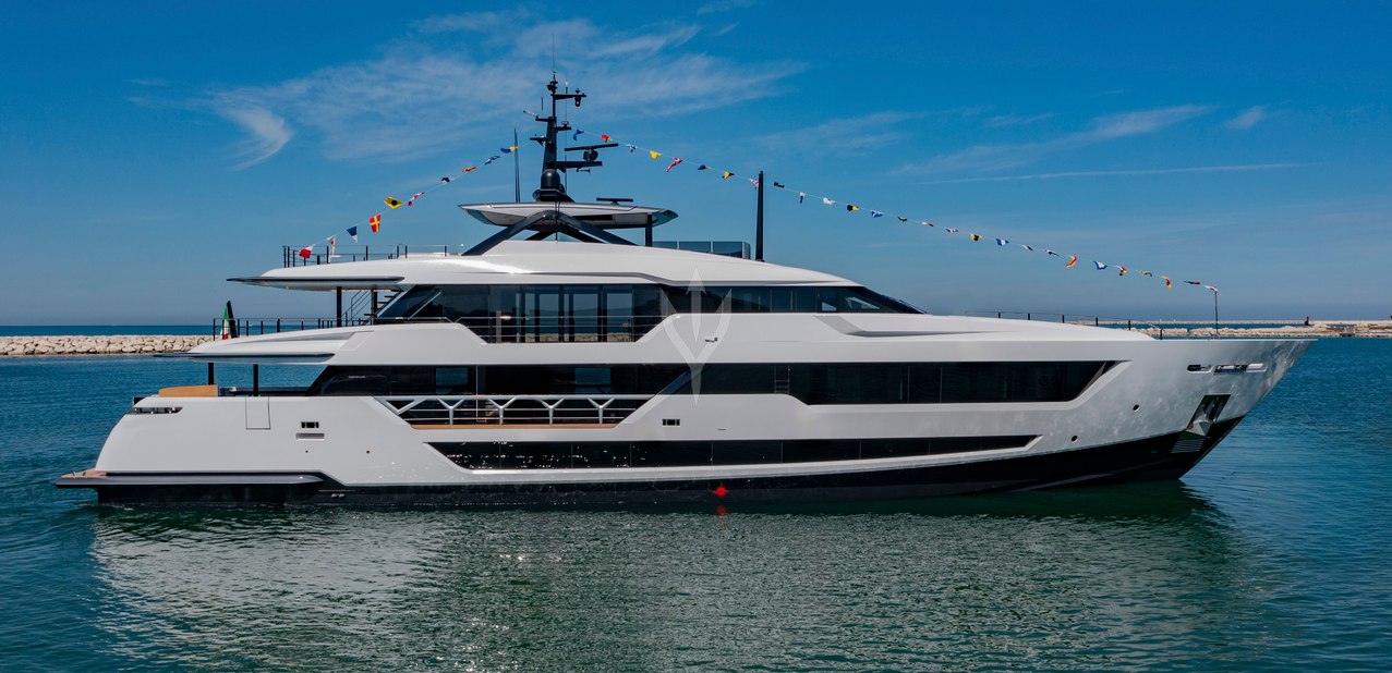 Custom Line 140/04 Charter Yacht