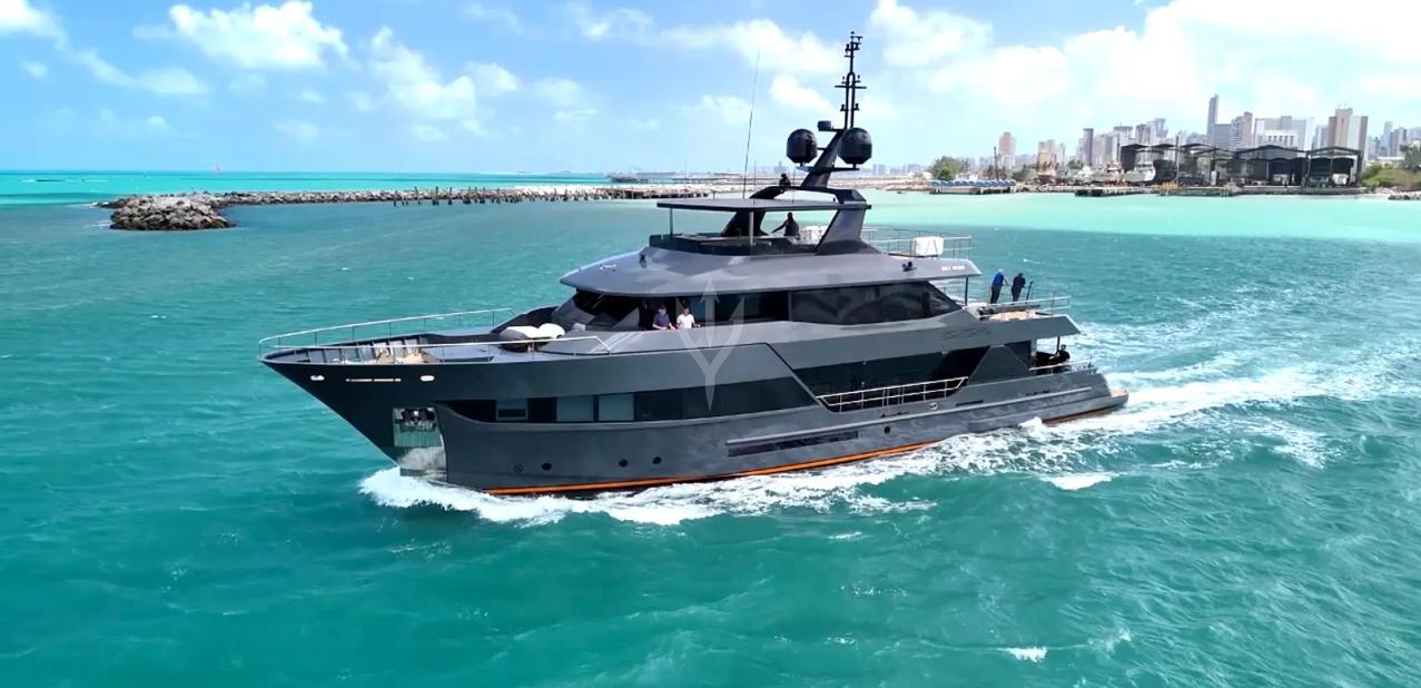 Sea Boss Charter Yacht