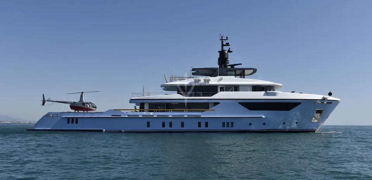 Casa F Charter Yacht