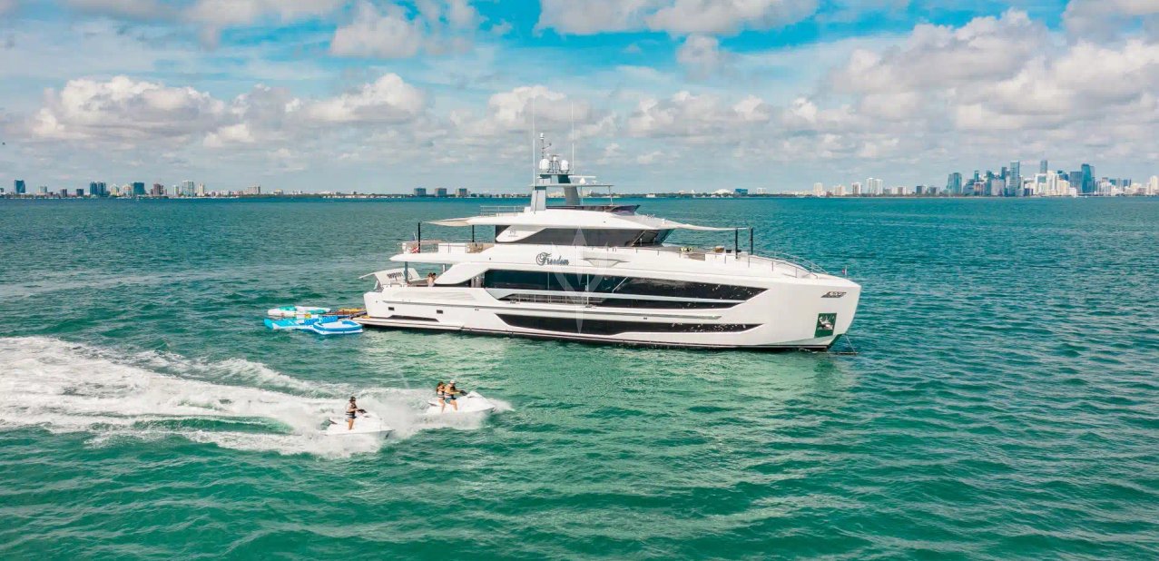 Liquid Cooling Charter Yacht