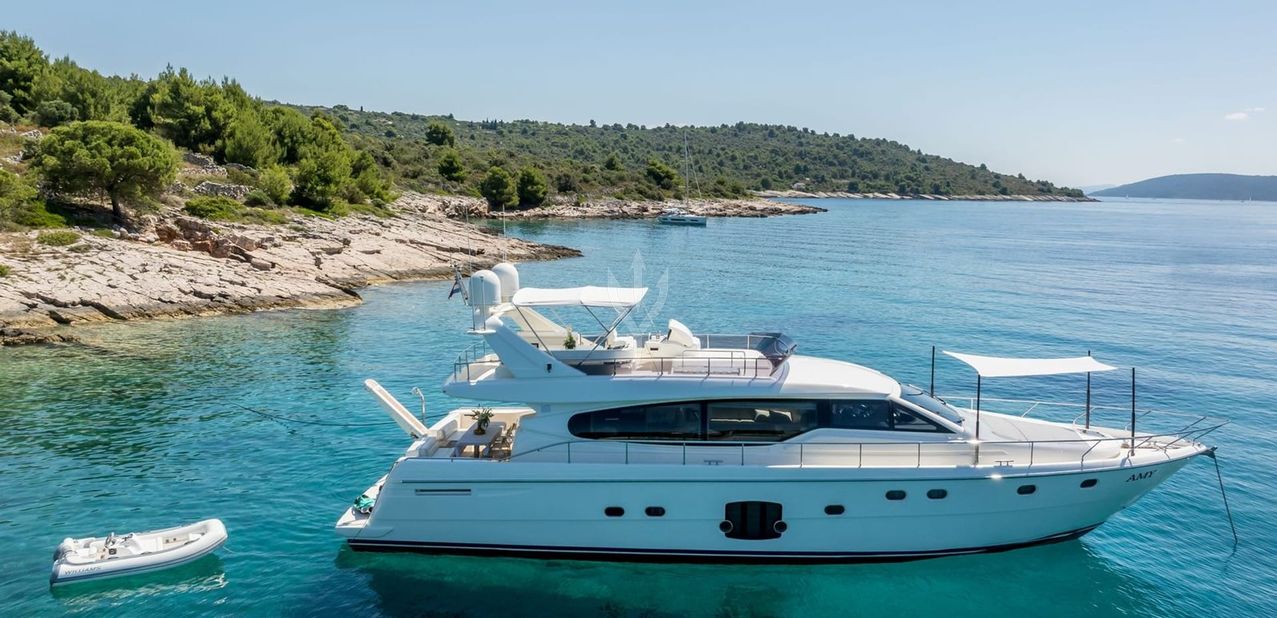 Amy Charter Yacht