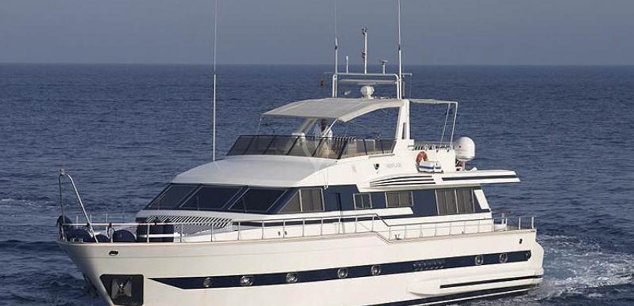 New Flash Charter Yacht