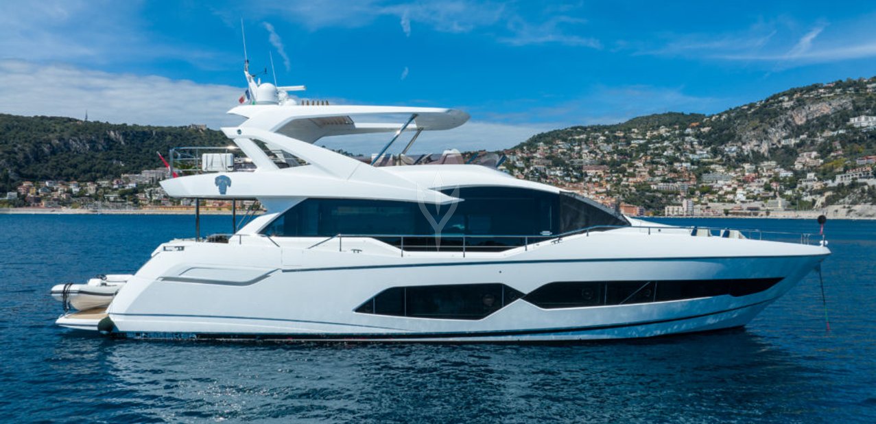 Oreggia Charter Yacht
