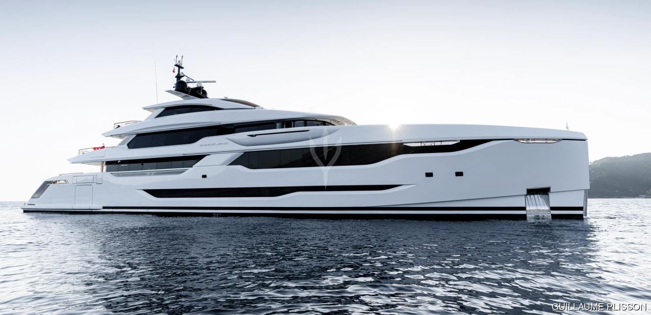 O'Madeleine Charter Yacht