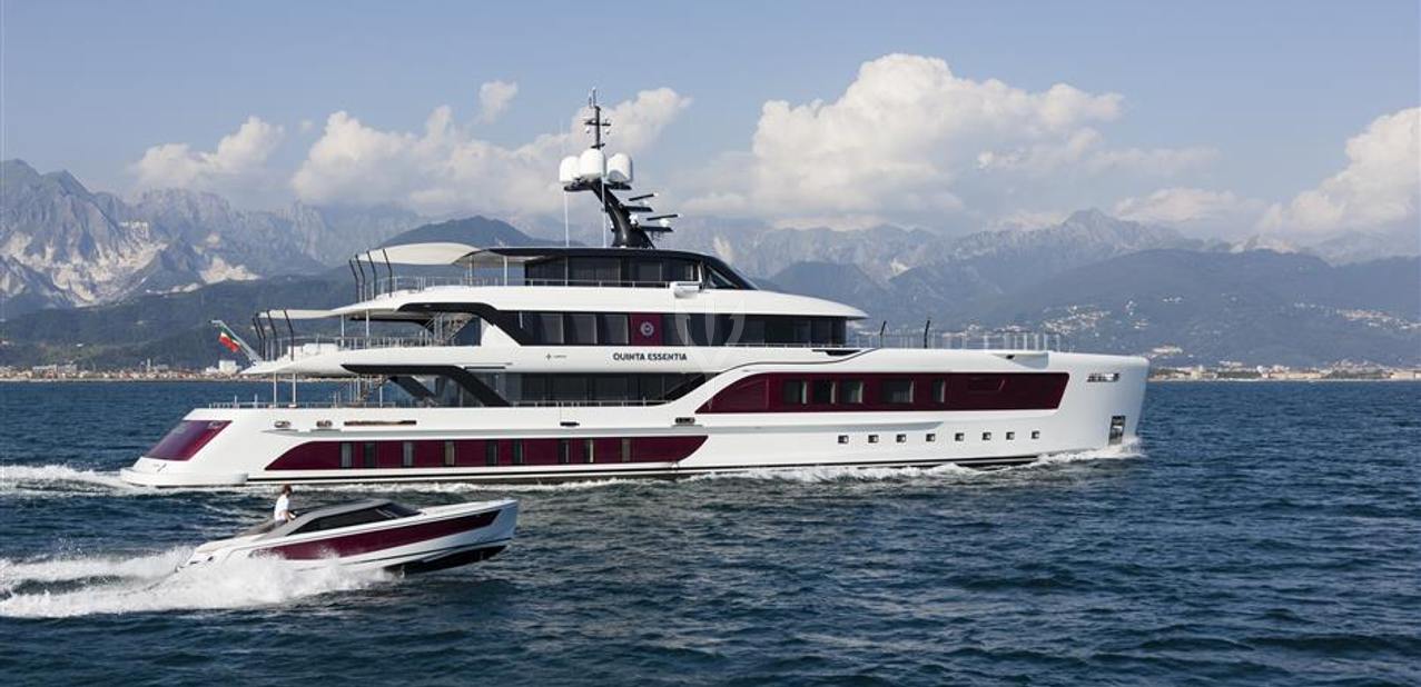 Quinta Essentia Charter Yacht