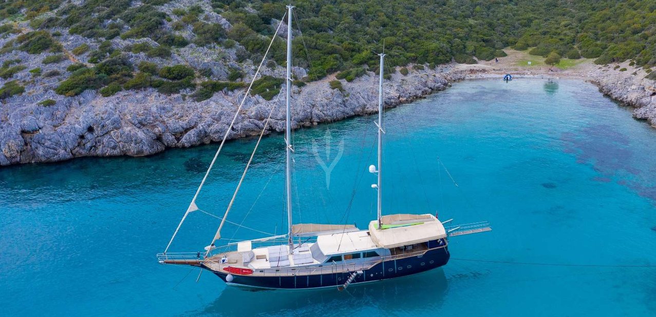 Dream A Charter Yacht