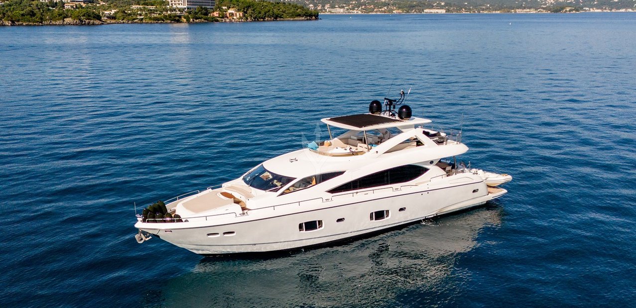 Shine R Charter Yacht