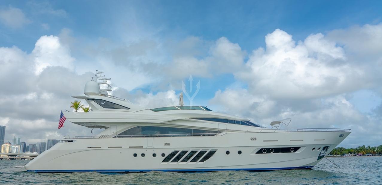 Casual Charter Yacht