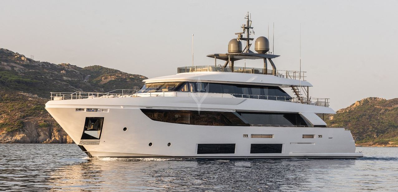 Buongiorno Charter Yacht