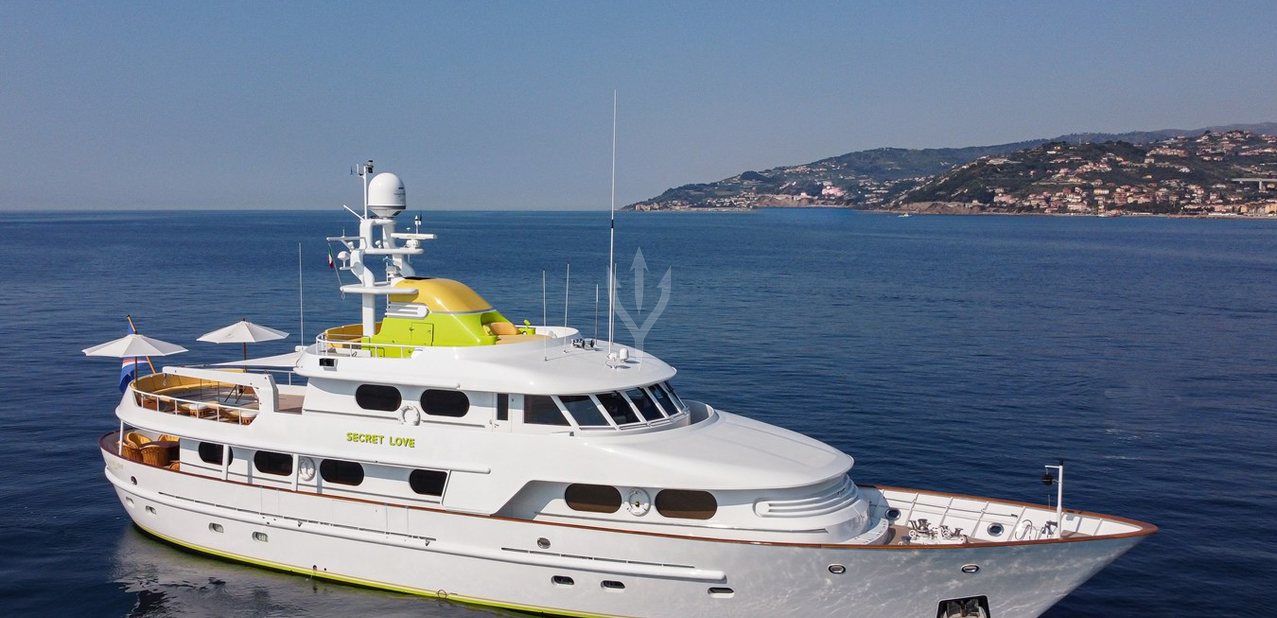 Secret Love Charter Yacht