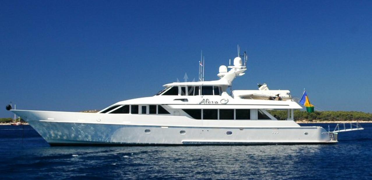 who owns c jewel yacht