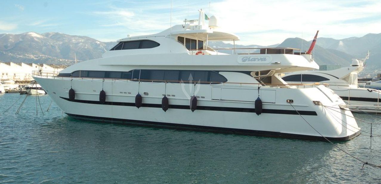 Giava Charter Yacht