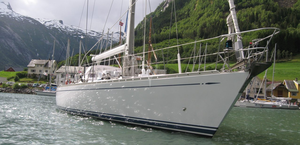 Ichi Ban Charter Yacht