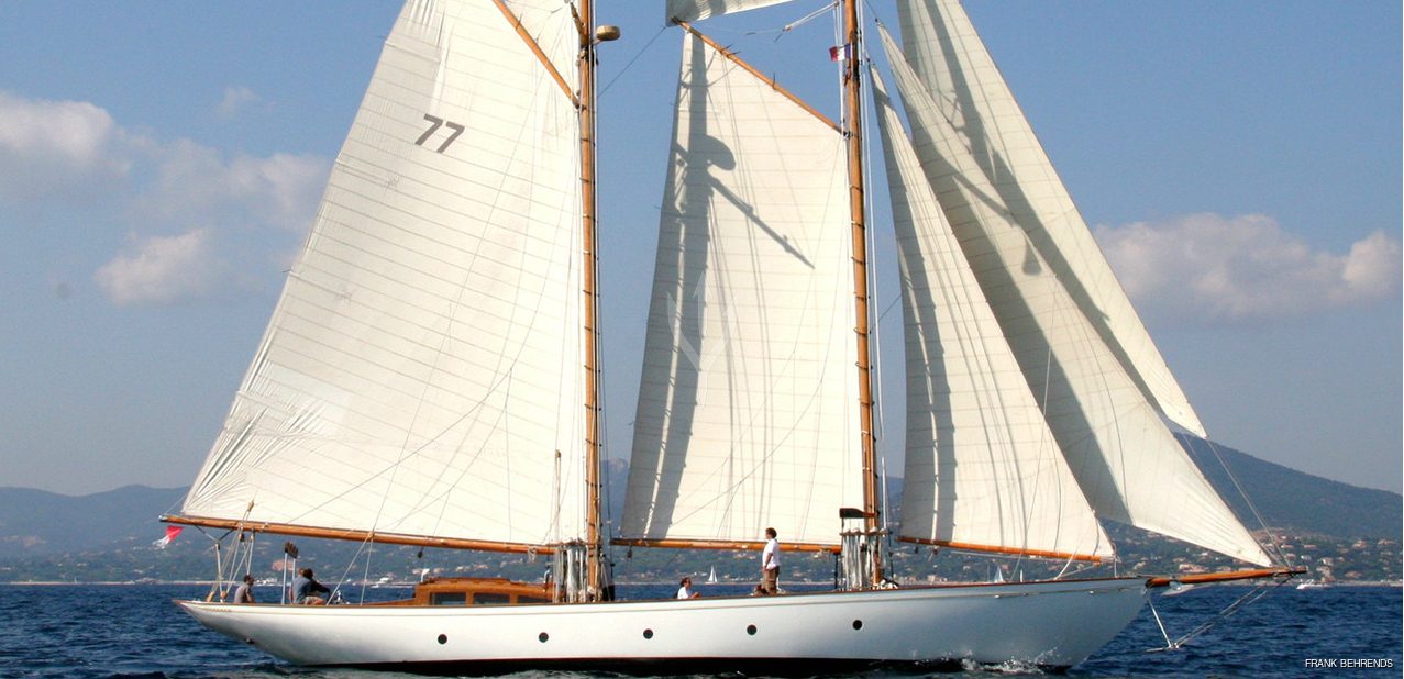 Lelantina Charter Yacht