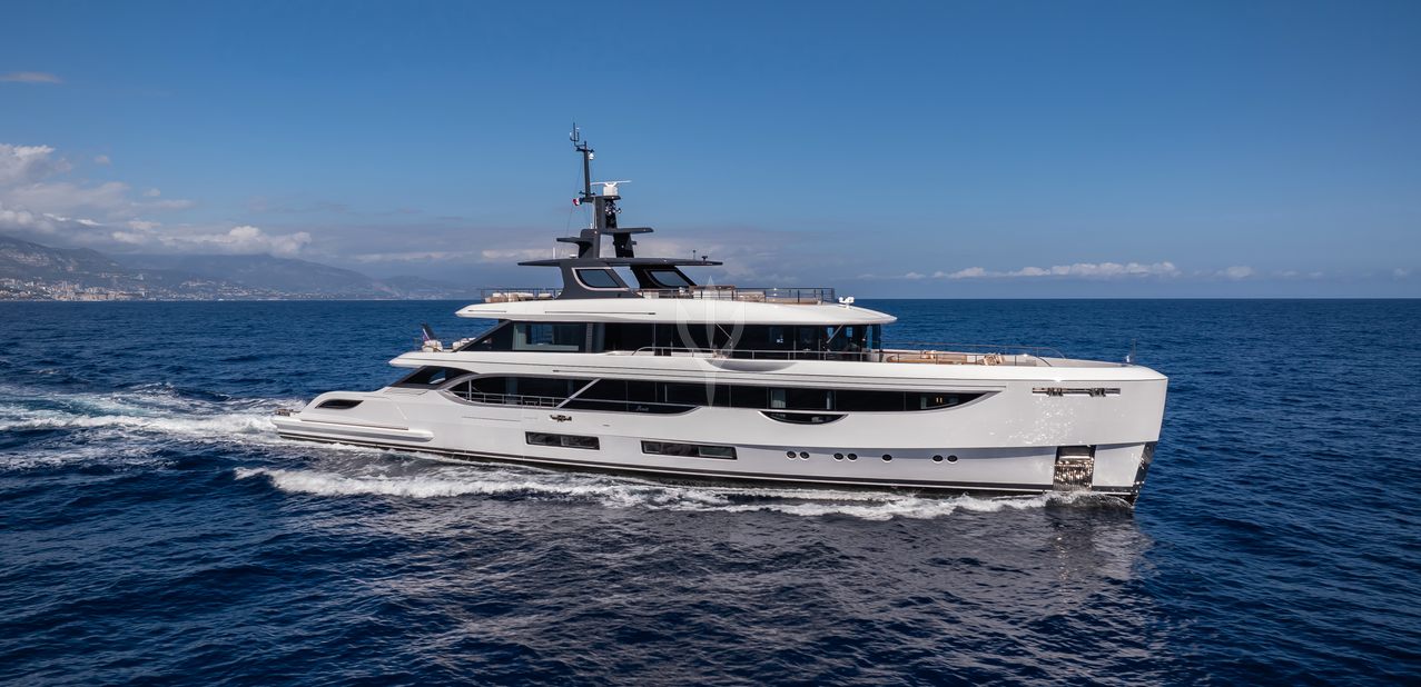 Lady Sarah Charter Yacht