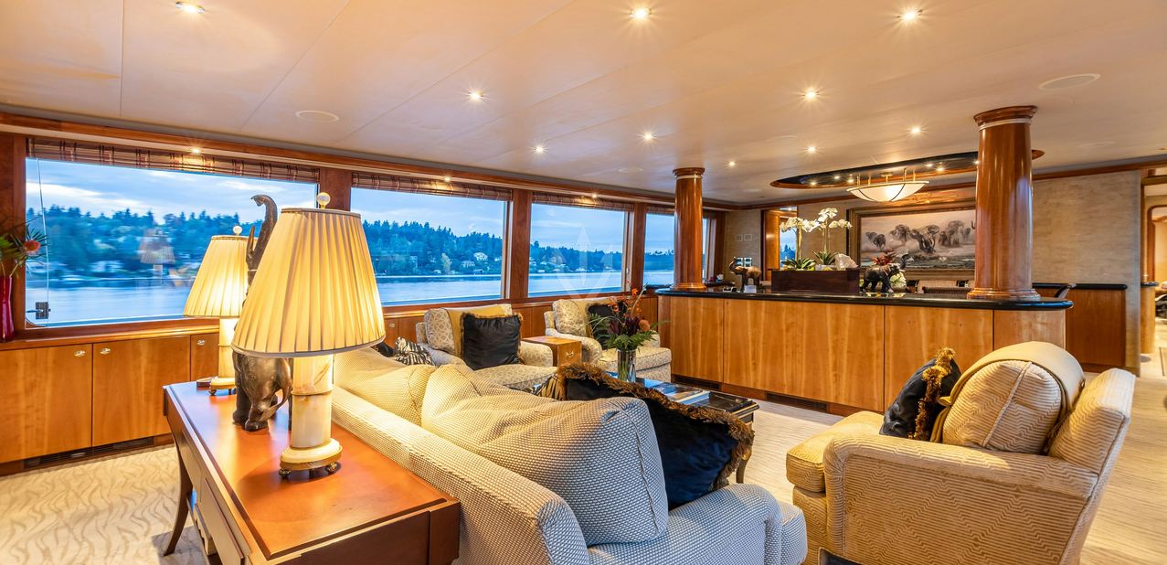 Luxury Charter Yacht Serengeti