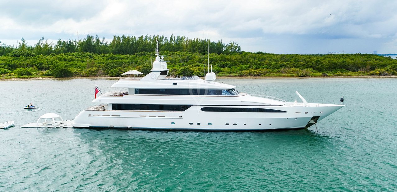 Artemisea Charter Yacht