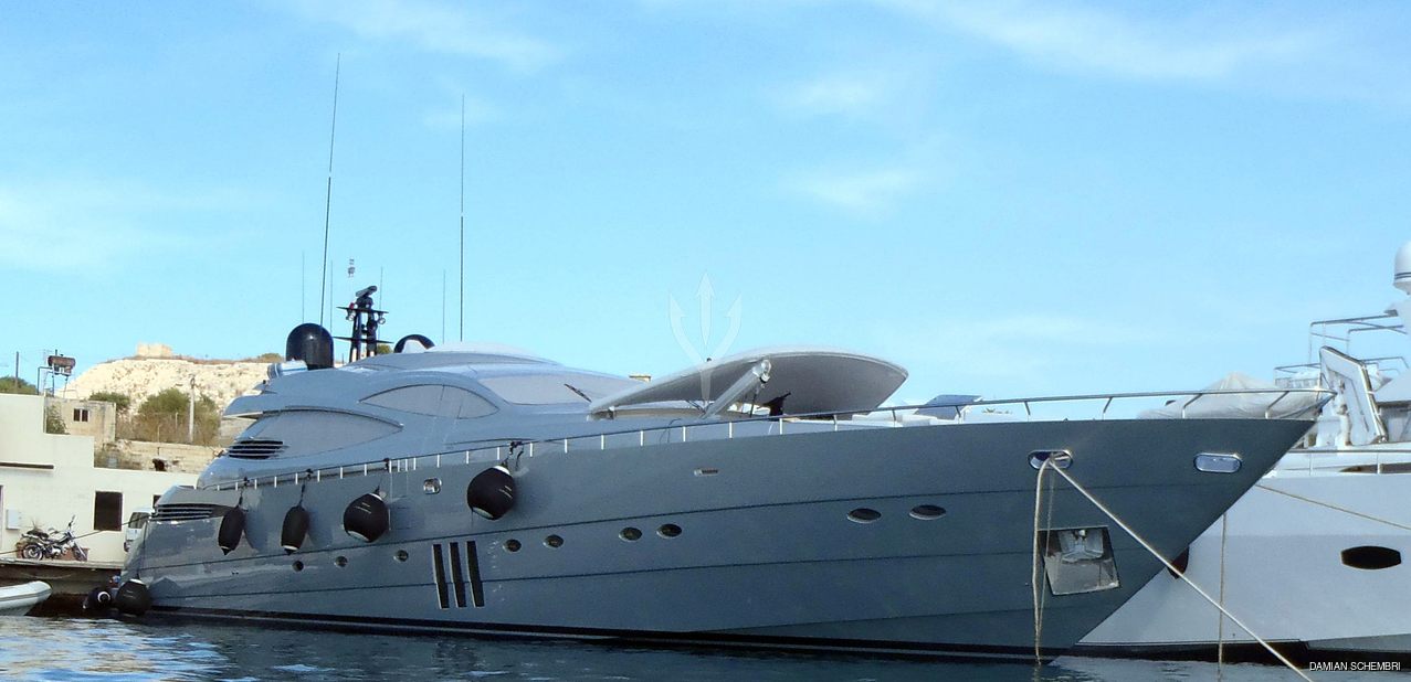 La Cima III Charter Yacht