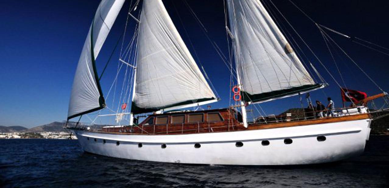 Surreya Charter Yacht