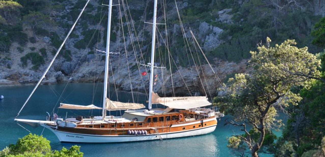 Derin Deniz Charter Yacht