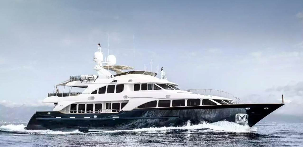 Soho Charter Yacht