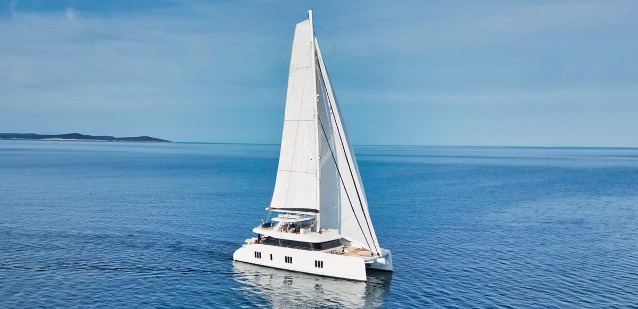 Honeybird Charter Yacht