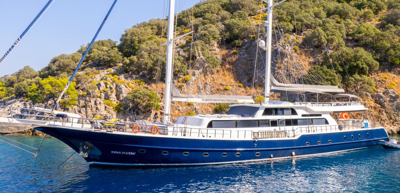 Esma Sultan Charter Yacht